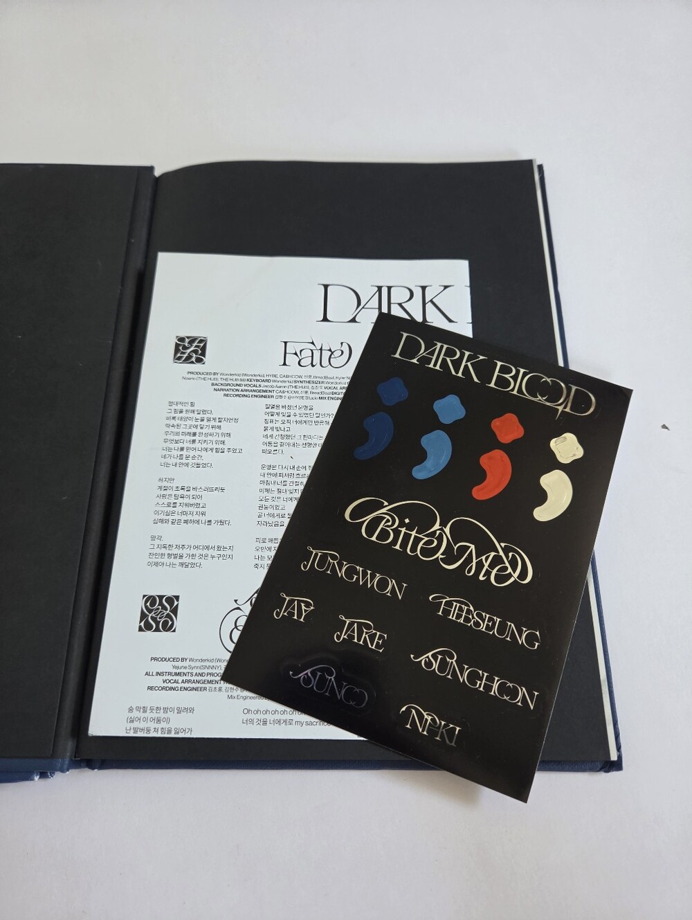 Enhypen Dark blood 2 versions with CDs k pop,korean music, - Picture 5 of 5